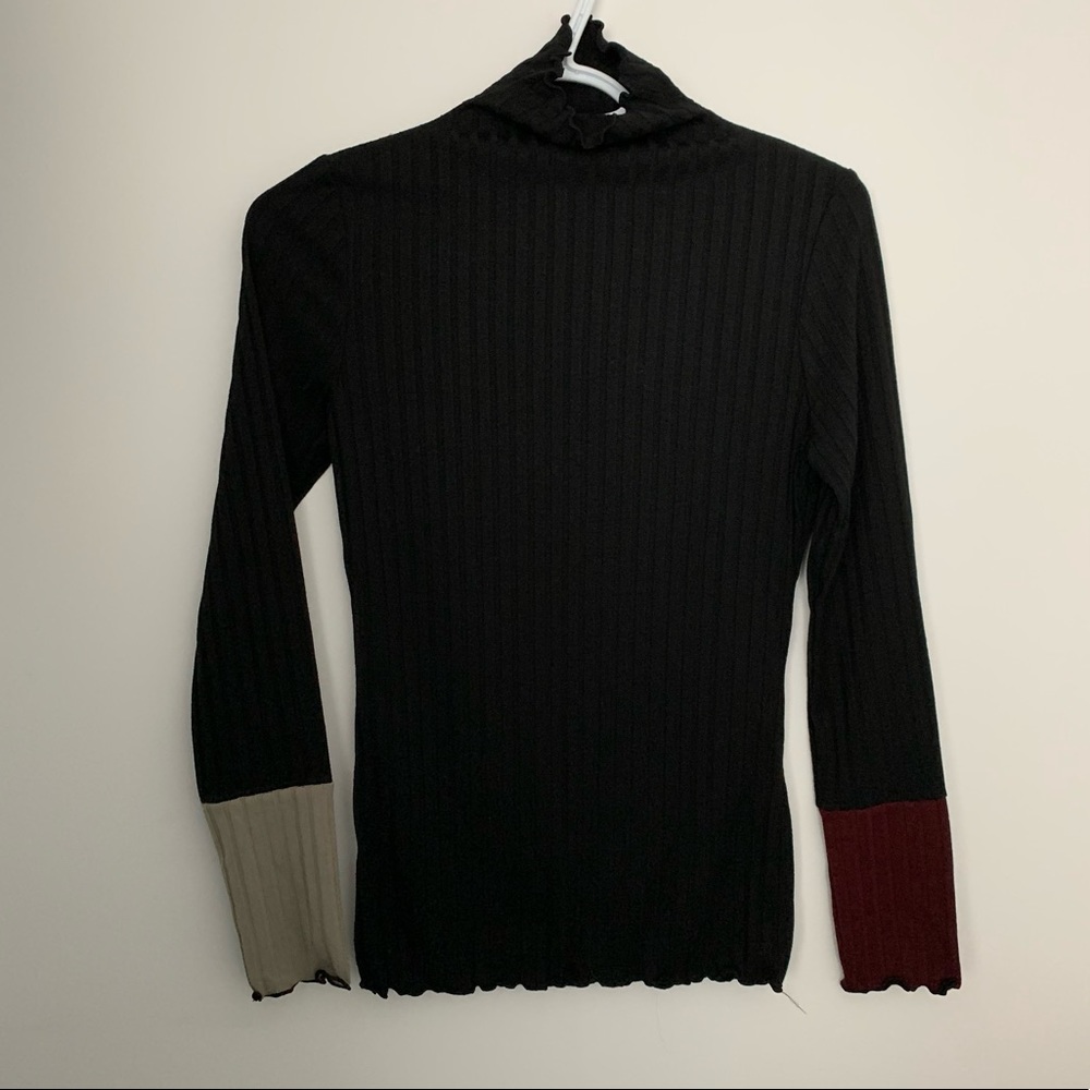 Ribbed Turtleneck